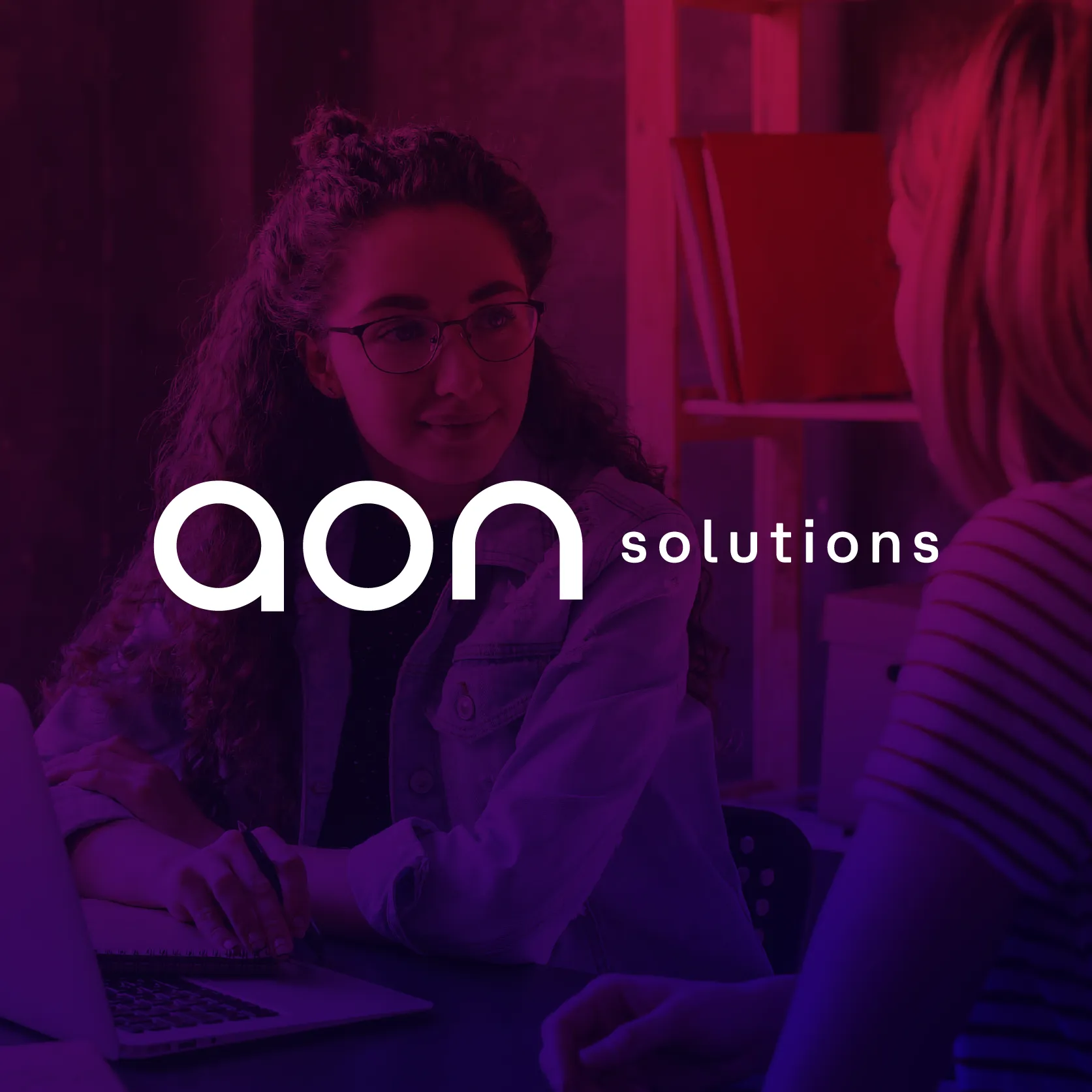 Logo de AON Solutions